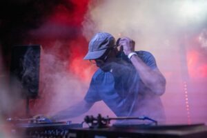 Finále pri fontáne - DJ sety. Bratislavské kultúrne leto 2025, Námestie slobody