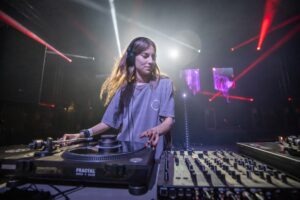 Finále pri fontáne - DJ sety. Bratislavské kultúrne leto 2025, Námestie slobody