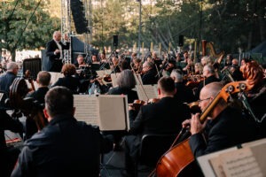 Slovenská filharmónia - hráči a hráčky orchestra