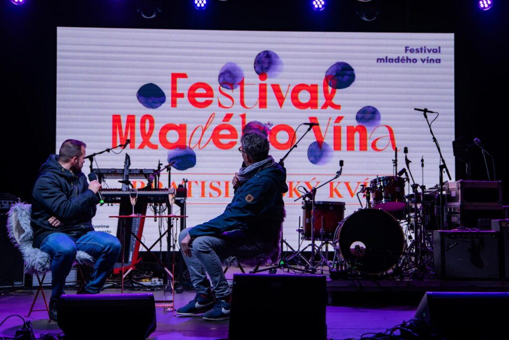 Otvorenie Bratislavského kvízu na Festivale mladého vína 2025, Ludwigom Bagin a Štefan Hrivňák