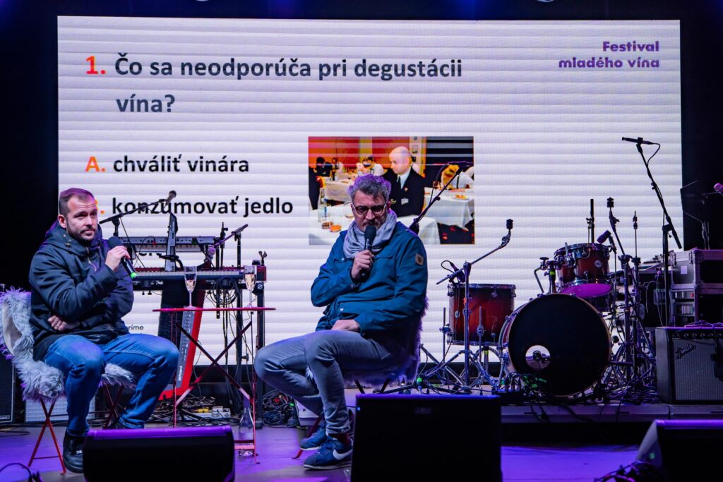 Bratislavský vinársky kvíz  - záber z podujatia počas Festivalu mladého vína 2025