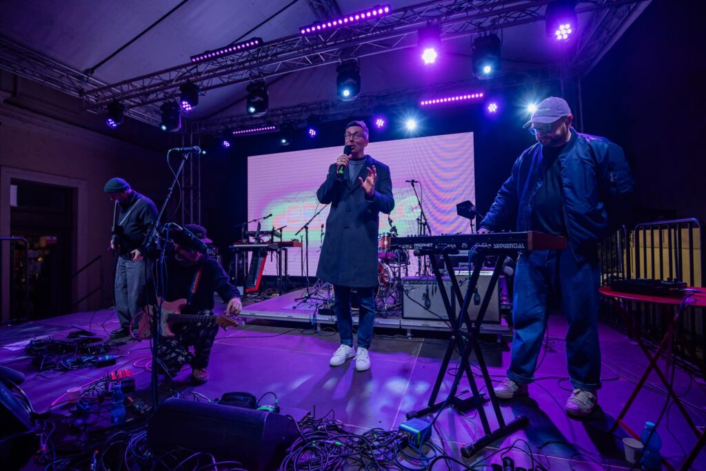 Martin Staňo moderuje Festival mladého vína 2025