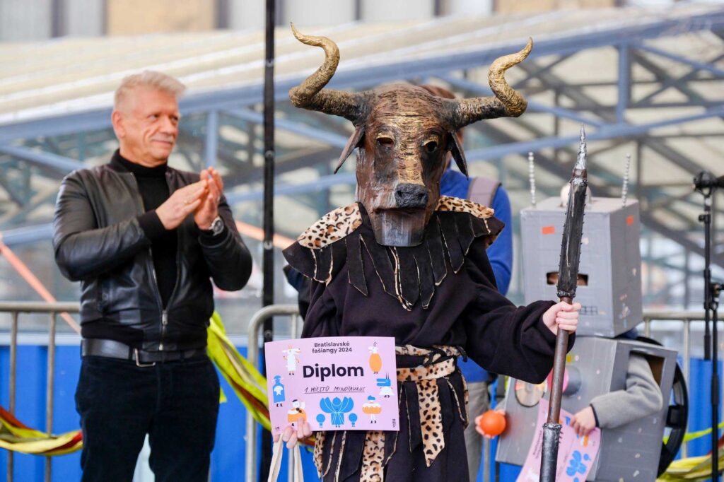Bratislavské fašiangy 2024 - ocenená detská maska
