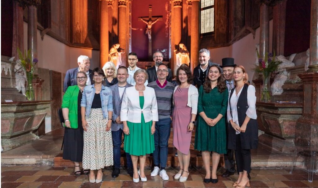 Absolventi kurzu Sprievodca CR 2023/2024