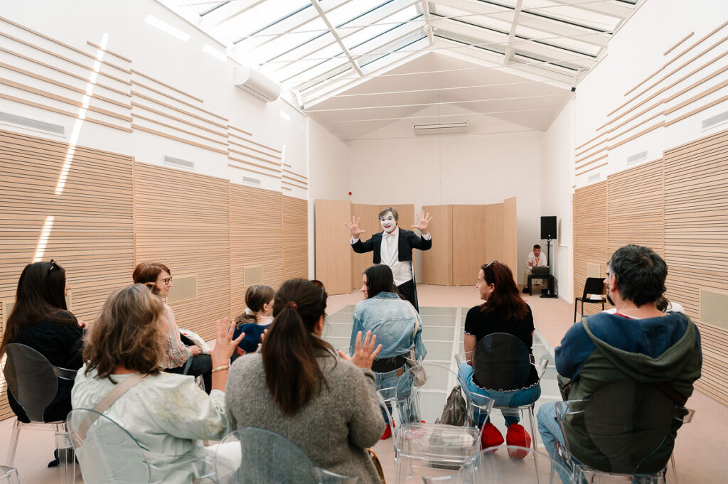 Otvorenie Domu hudby 21. 9. 2024, vystúpenie míma