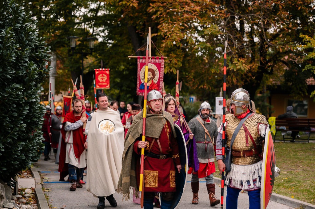 Rímske hry 2025, pochod rimanov