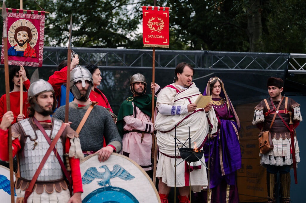 Rímske hry 2025, pochod rimanov