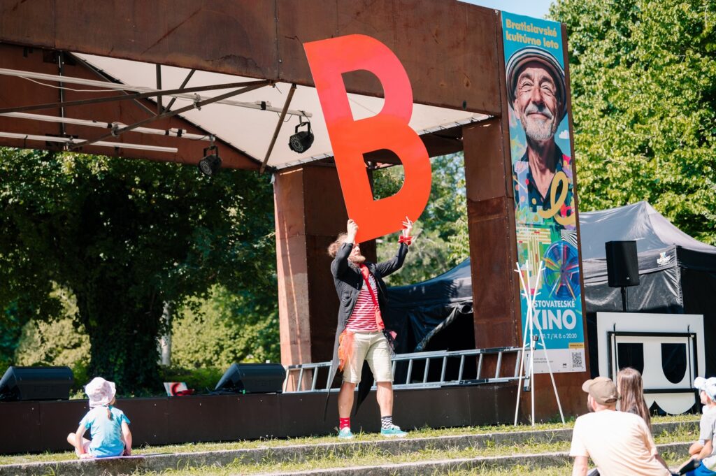 Nedeľná desiata 2024 - Cirkus naopak