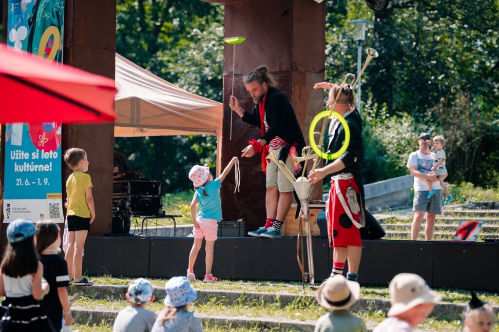 Nedeľná desiata 2024 - Cirkus naopak