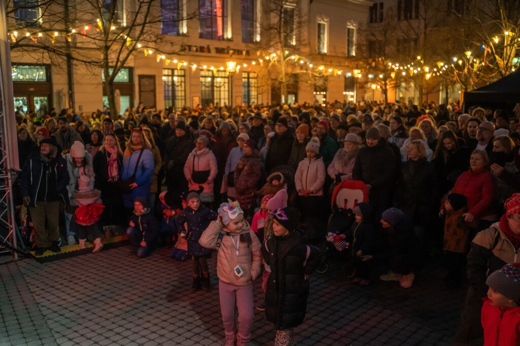 Návštevníci a návštevníčky Bratislavských fašiangov 2025