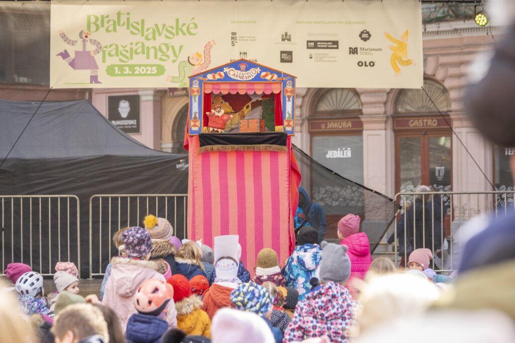 TEATRO CARNEVALO: Gašparko a zázračná skrinka, Bratislavské fašiangy 2025