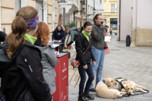Vzácny pomocník vodiaci pes
