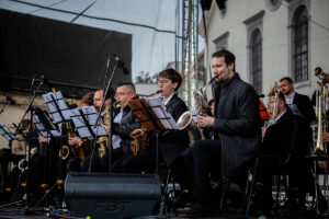 Dychový orchester žiakov a učiteľov ZUŠ, vystúpenie počas BMD