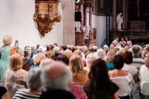 Letná bratislavská univerzita seniorov - koncert v Koncertnej sieni Klarisky