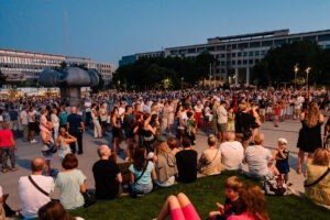 Námestie slobody počas podujatia Fontána zahrá farbami