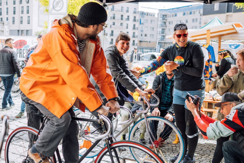 Dobrý trh 2024, foto cyklistov. Foto Marek Jancuch
